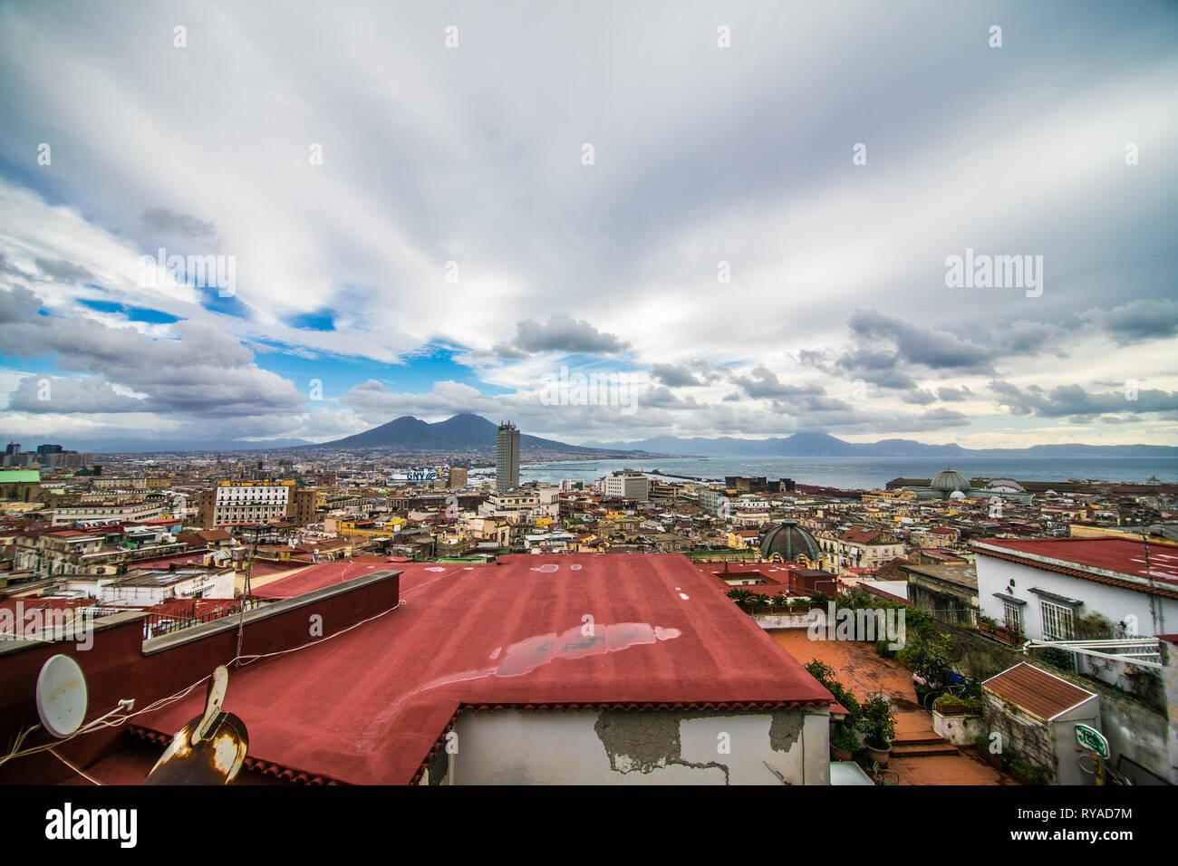 Napoli, Italia - Novembre, 2018: vista del Castello di Sant'Elmo a Napoli Foto Stock