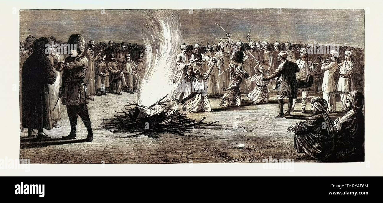 La frontiera afgana difficoltà: nativo ballo di spada Foto Stock