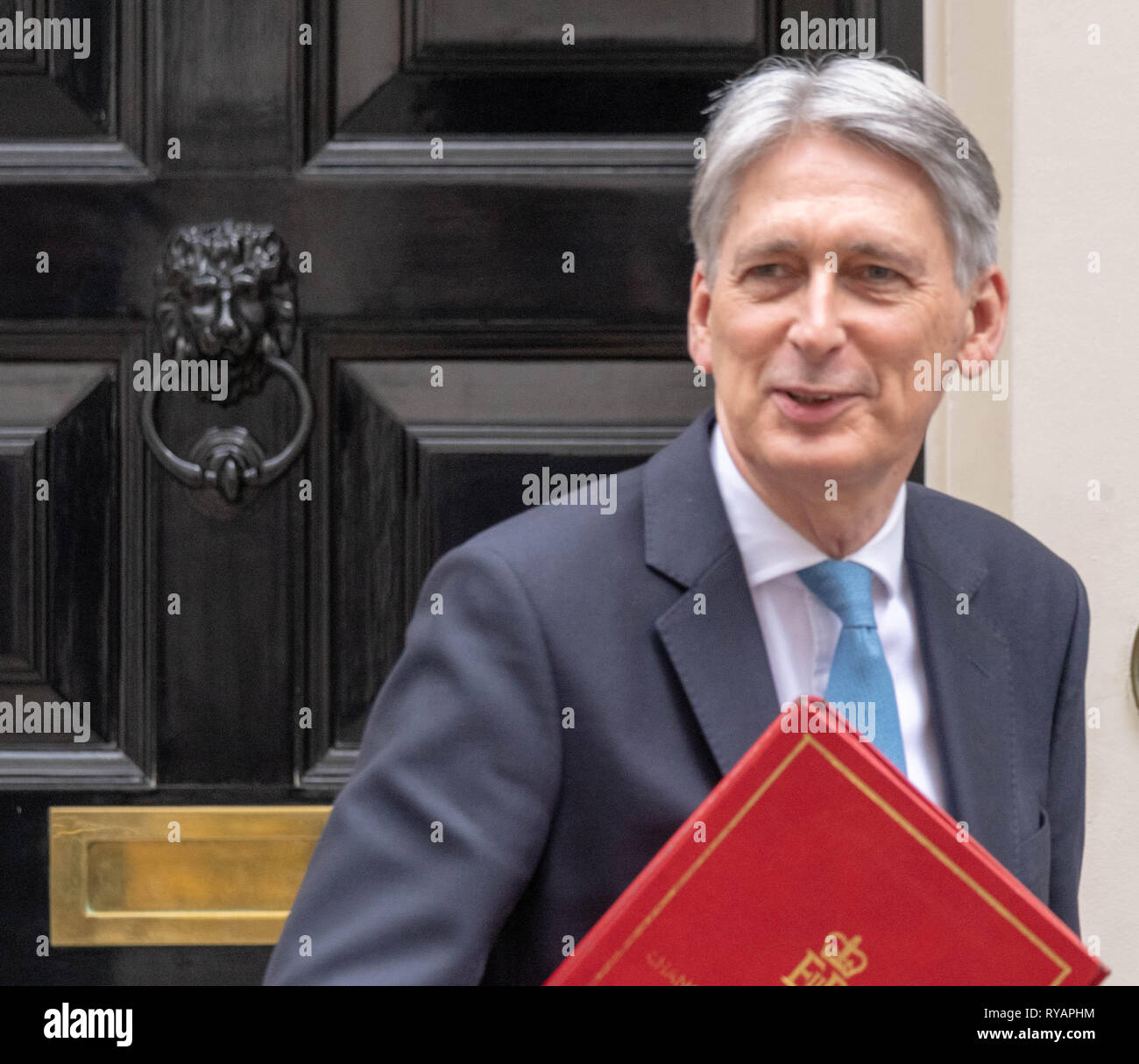 Londra, Regno Unito. 13 marzo 2019. Il cancelliere Phillip Hammond MP lascia 10 Downing Street, Londra Credito: Ian Davidson/Alamy Live News Foto Stock