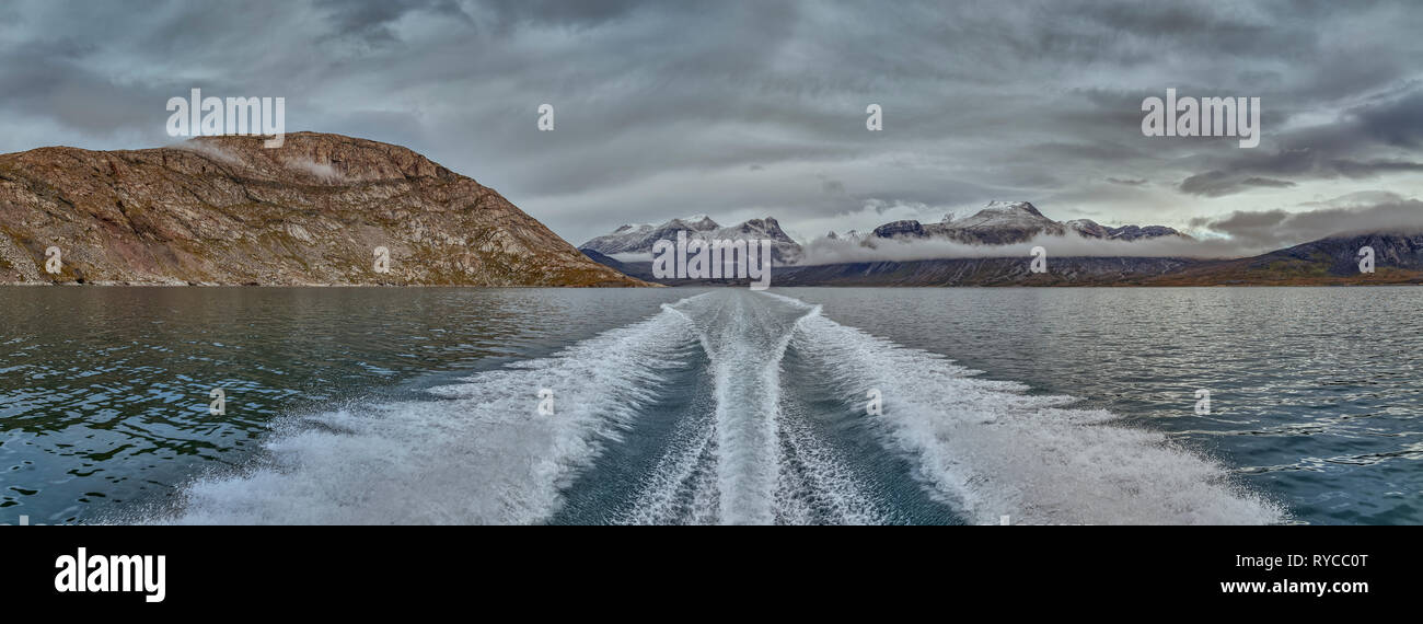 Wake on Eiriksfjordur, Groenlandia meridionale Foto Stock