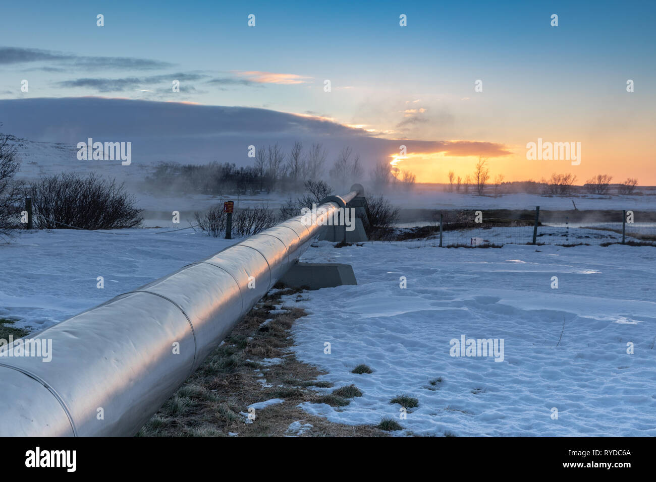 Pipeline geotermico Islanda Foto Stock