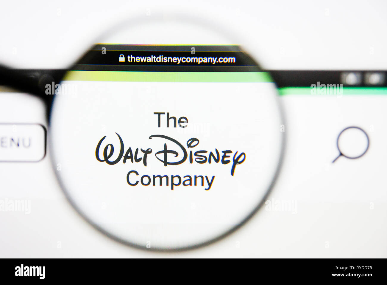 Los Angeles, California, Stati Uniti d'America - 25 Gennaio 2019: Walt Disney website homepage. Walt Disney logo visibile sullo schermo. Foto Stock