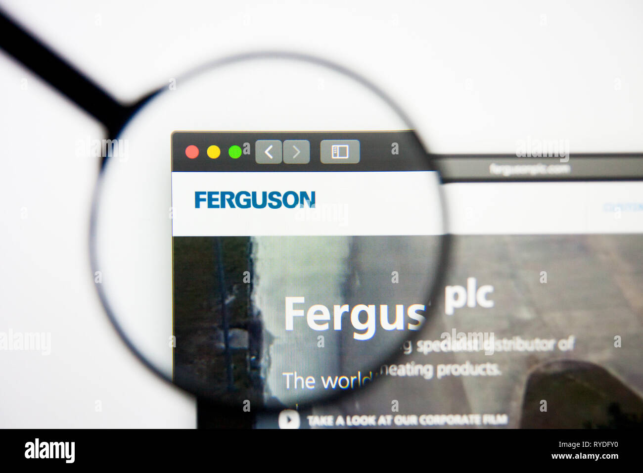 Los Angeles, California, Stati Uniti d'America - 5 Marzo 2019: Ferguson website homepage. Logo Ferguson visibile sulla schermata di visualizzazione illustrativa editoriale Foto Stock