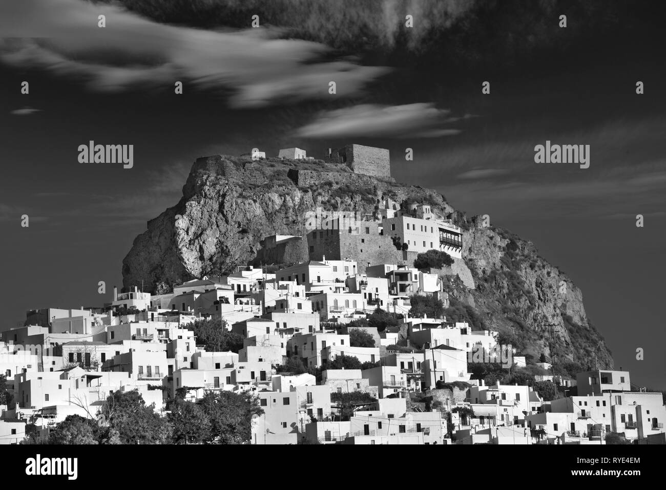 Vista di Chora, l'insediamento principale e capitale dell'isola di Skyros, nel complesso Sporadi, Grecia centrale, mar Egeo , mediterraneo, l'Europa. Foto Stock