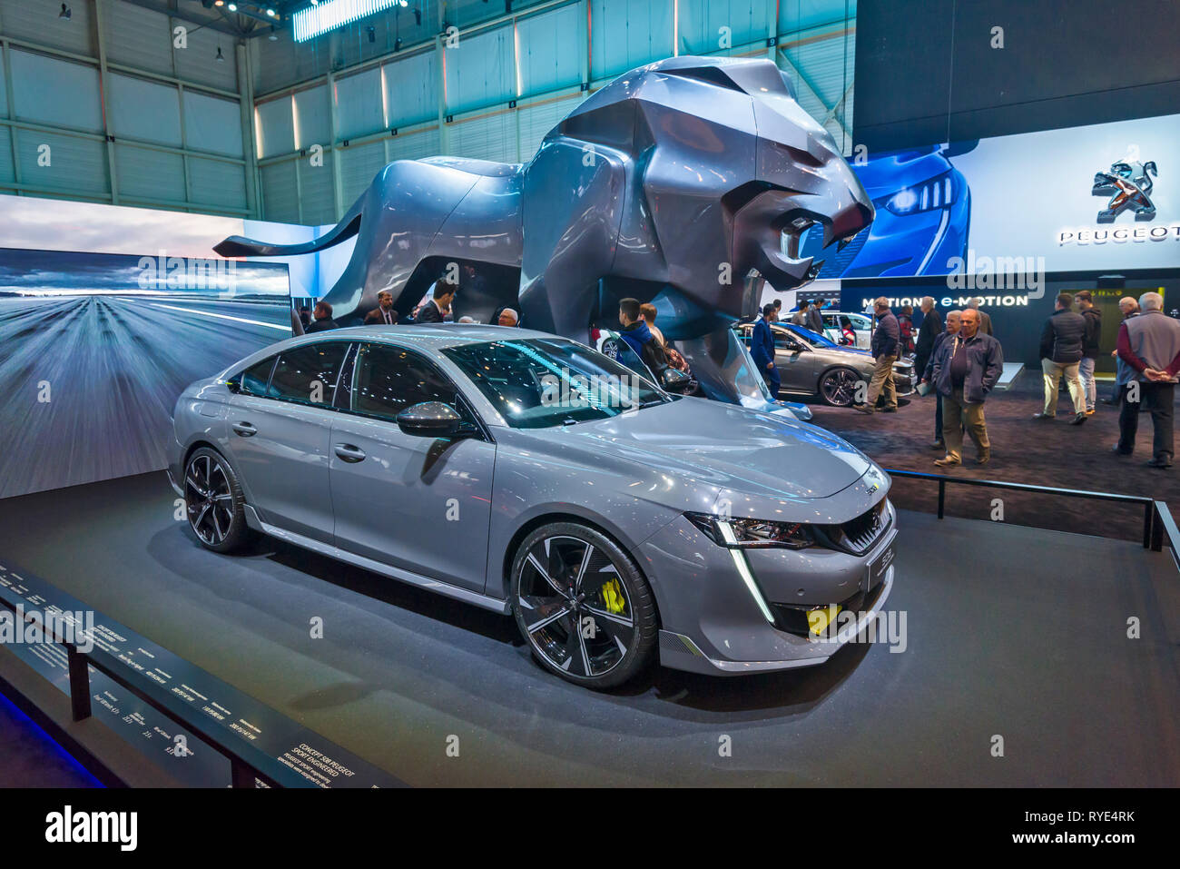 Ginevra / Svizzera - 9 marzo 2019 : Ginevra International Motor Show, Peugeot e di concetto della legenda Foto Stock