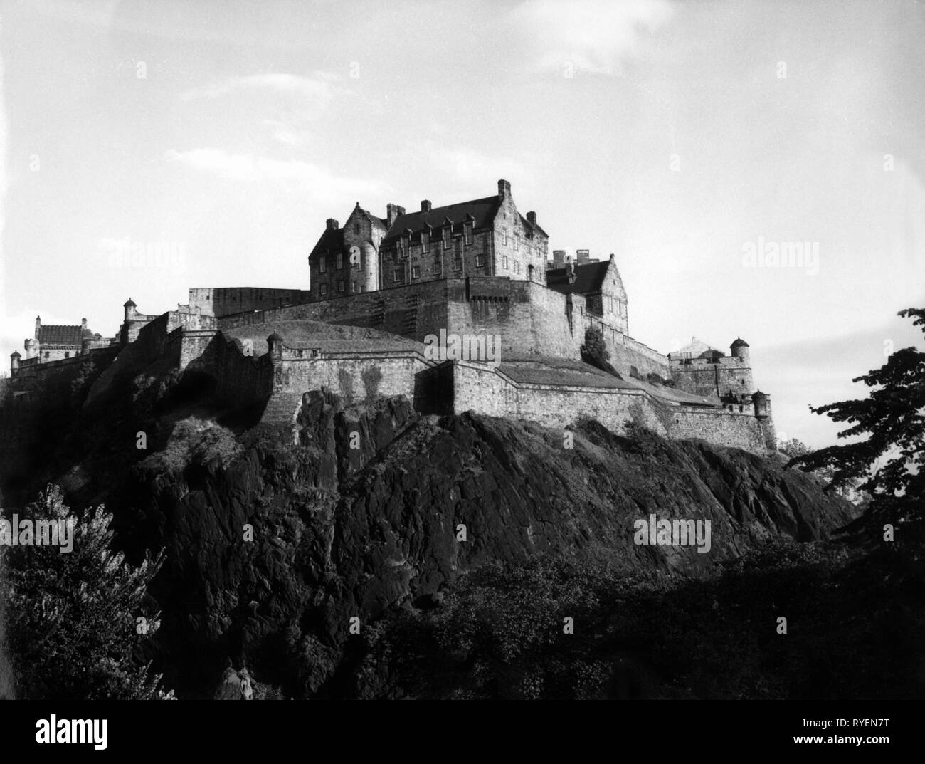 Geografia / viaggi, Gran Bretagna, Scozia, il Castello di Edimburgo, costruita sotto il re Malcom III (1058-1093), vista esterna, 1960, Additional-Rights-Clearance-Info-Not-Available Foto Stock
