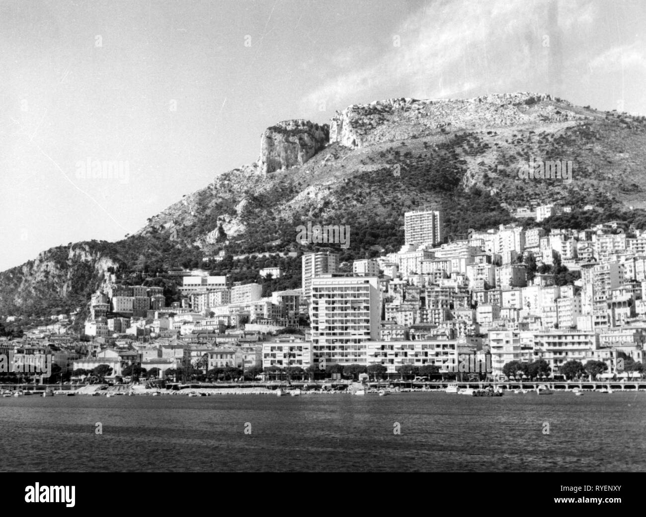 Geografia / viaggi, Monaco, visualizzare Fontvieille, Tete du Chien in background, 1961, Additional-Rights-Clearance-Info-Not-Available Foto Stock