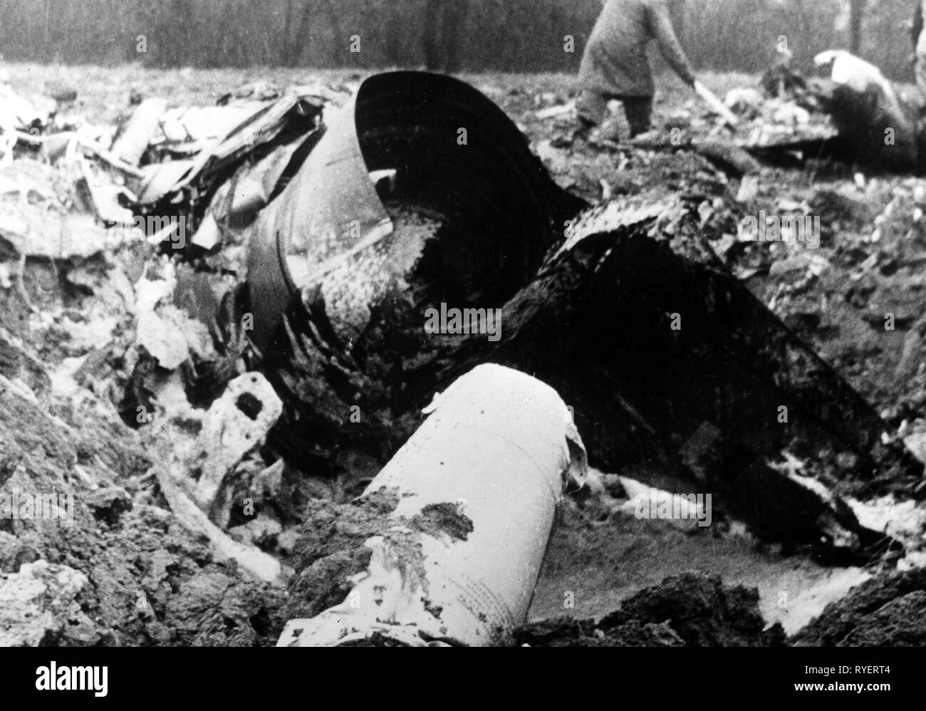 Trasporti / trasporto, aviazione, aereo, incidente, crash di un Lockheed F-104 'Starfighter' delle Forze armate federali vicino a Manching, relitto, 22.12.1965, Additional-Rights-Clearance-Info-Not-Available Foto Stock