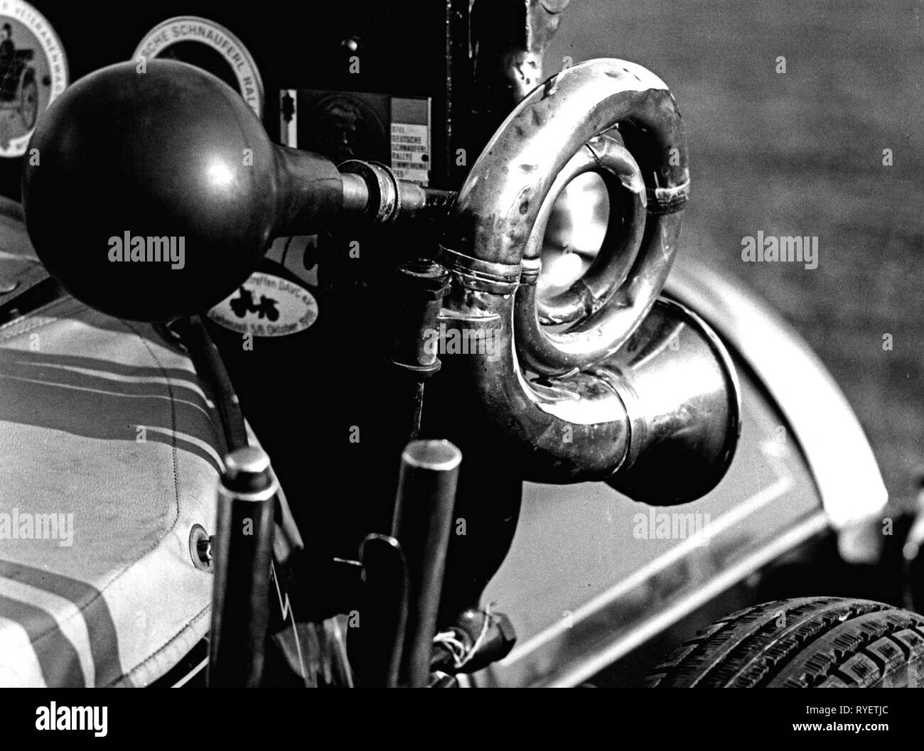 Trasporti / trasporto auto, dettaglio, clacson e curvatura a spirale horn, circa 1910, XV antico tedesco auto da rally, Norimberga, 22.5. - 24.5.1970, Additional-Rights-Clearance-Info-Not-Available Foto Stock