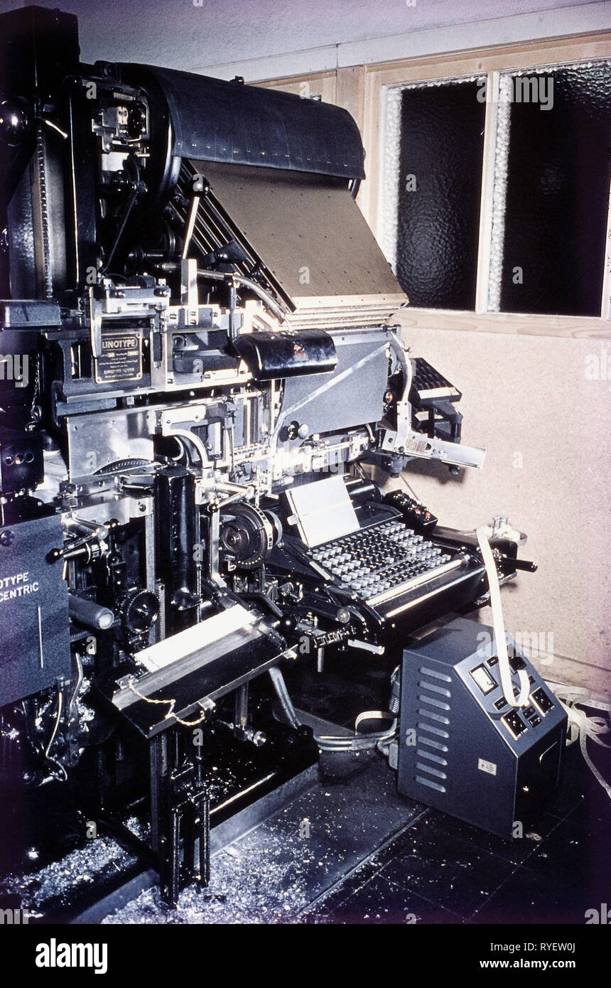 Premere il tasto / media, componendo-camera, macchina, linotype, 1957, Additional-Rights-Clearance-Info-Not-Available Foto Stock
