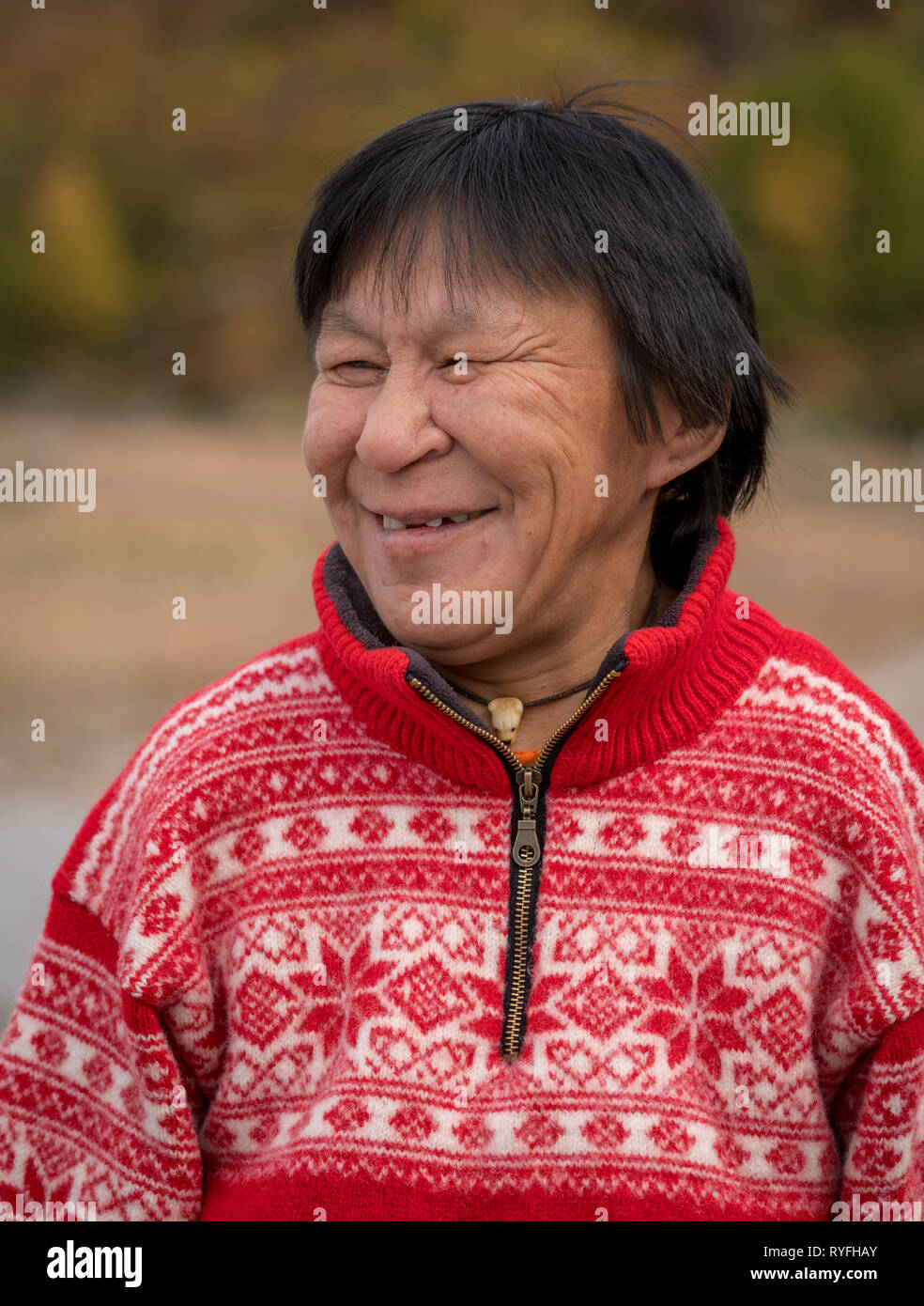 Ritratto femminile, Narsasuaq, Groenlandia meridionale Foto Stock