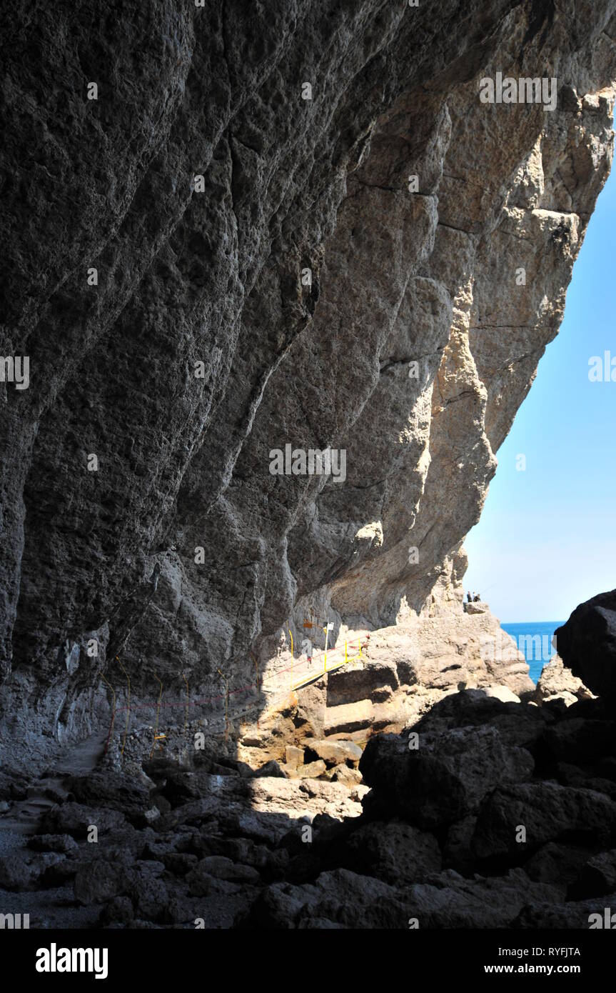 Grotta Golitsyn, il percorso del principe Golitsyn, Novyi SVIT/ASFI , costa del Mar Nero, Crimea, Ucraina Foto Stock