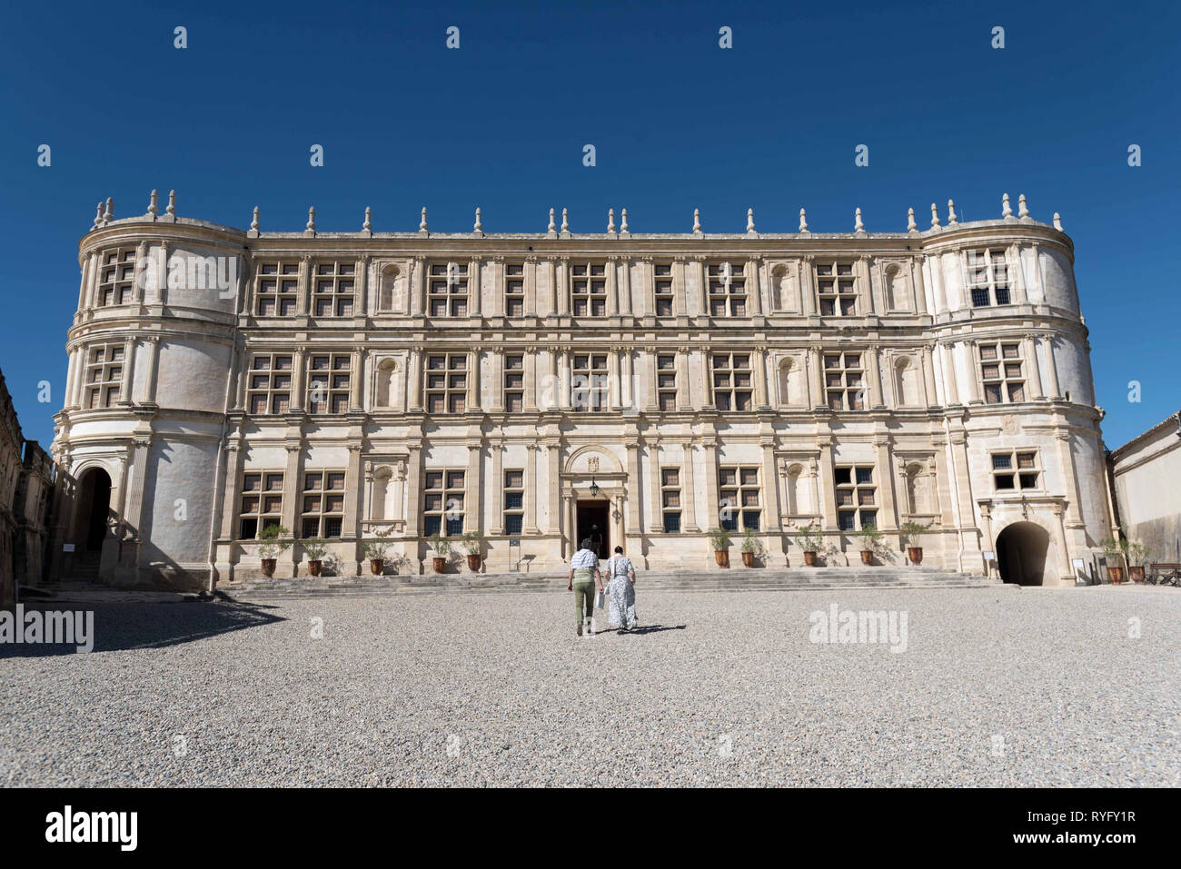 Grignan (sud-est della Francia). Castello risalente al XII secolo elencata come una pietra miliare storica nazionale (Francese Òmonument historiqueÓ). Renaiss Foto Stock