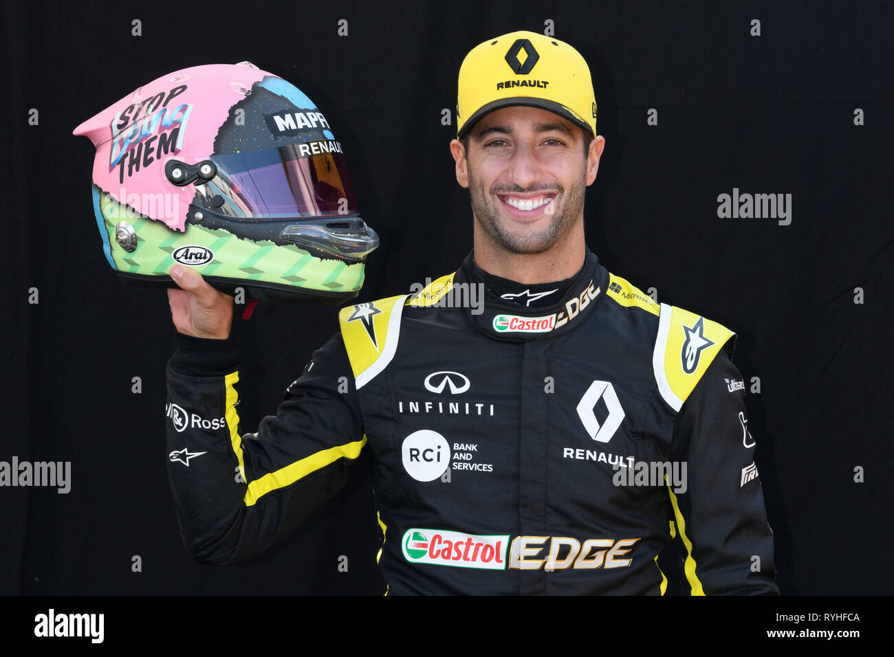 Albert Park di Melbourne, Australia. Xiv Mar, 2019. Daniel Ricciardo (AUS) #3 dal Team Renault F1 comporta per il suo ritratto al 2019 Australian Formula One Grand Prix all'Albert Park di Melbourne, Australia. Sydney bassa/Cal Sport Media/Alamy Live News Foto Stock