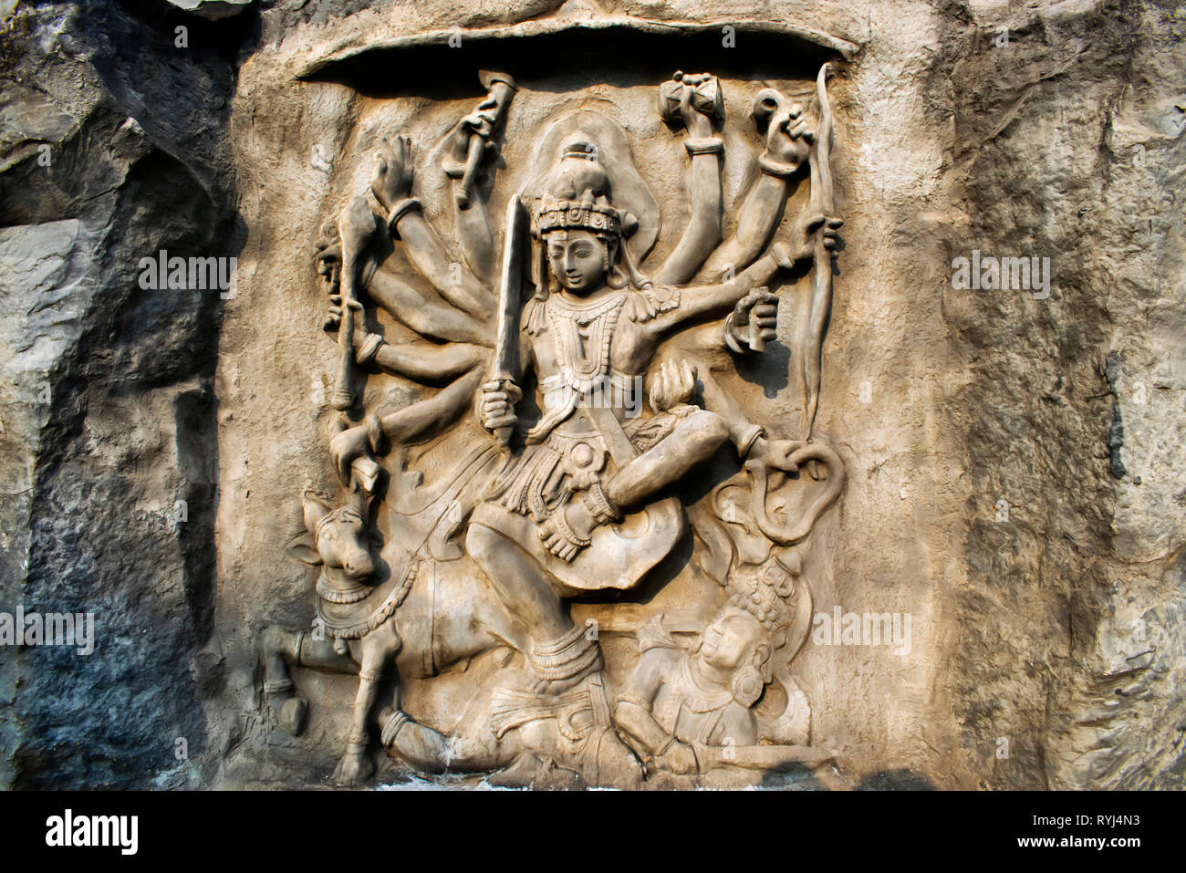 Mahishasur Mardini, Hadshi tempio, Sant Darshan Museum, vicino tikona Vadgoan Maval, Distretto di Pune, Maharashtra, India. Foto Stock