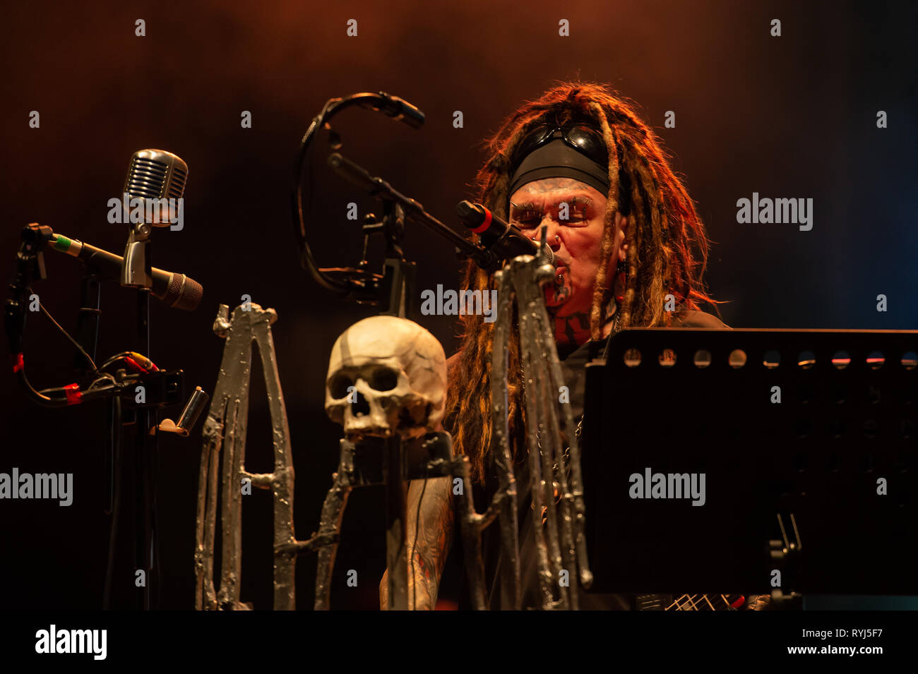 Al Jourgensen, cantante, chitarrista e tastierista e leader di metallo industriale rock band del Ministero. Villa Ada, Roma, Italia, 1-08-2018 Foto Stock