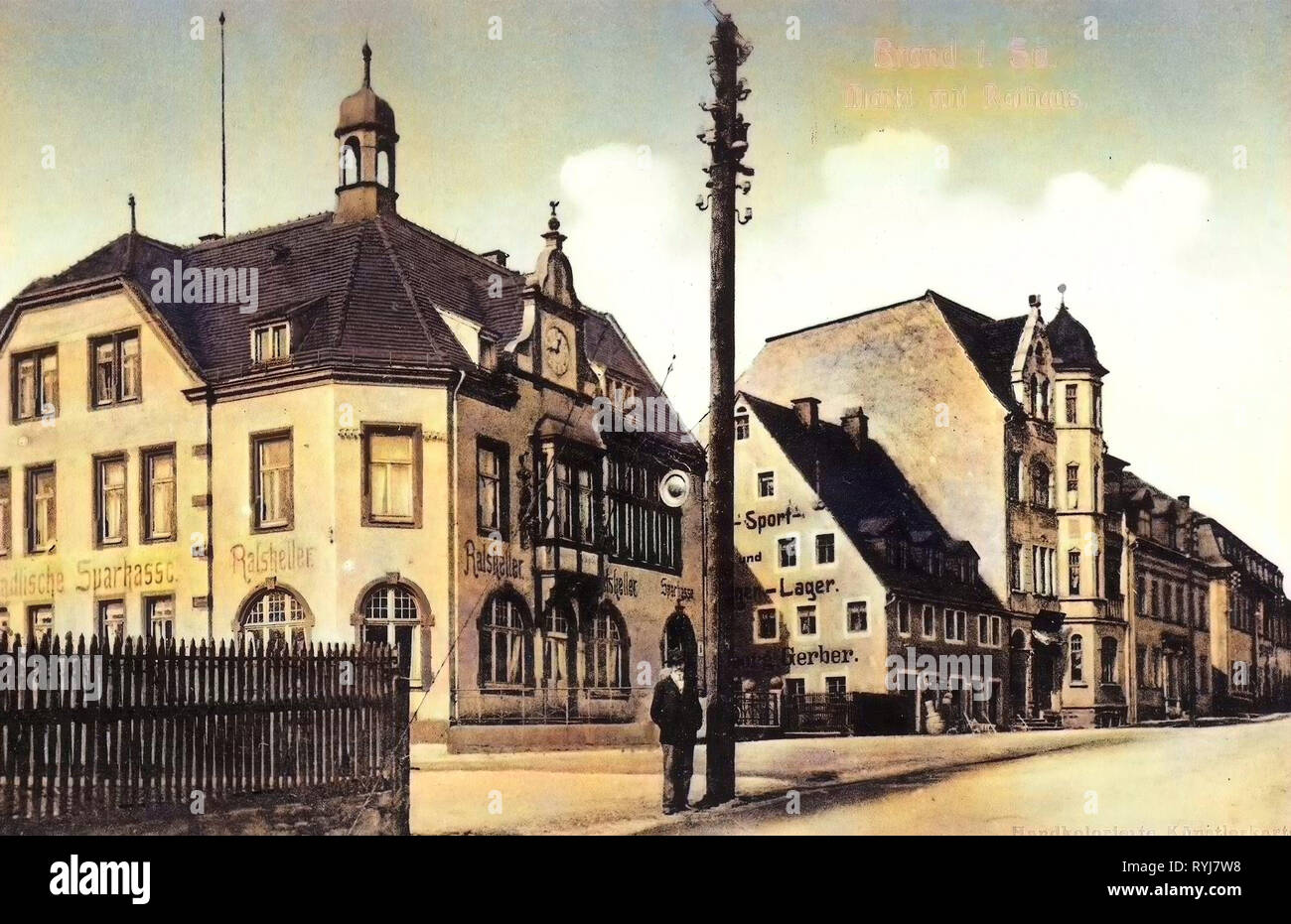 Municipi nel Landkreis Mittelsachsen, piazze di mercato nel Landkreis Mittelsachsen, edifici in Brand-Erbisdorf, Municipio di Brand-Erbisdorf, 1909, Landkreis Mittelsachsen, marchio, Markt mit Rathaus, Germania Foto Stock