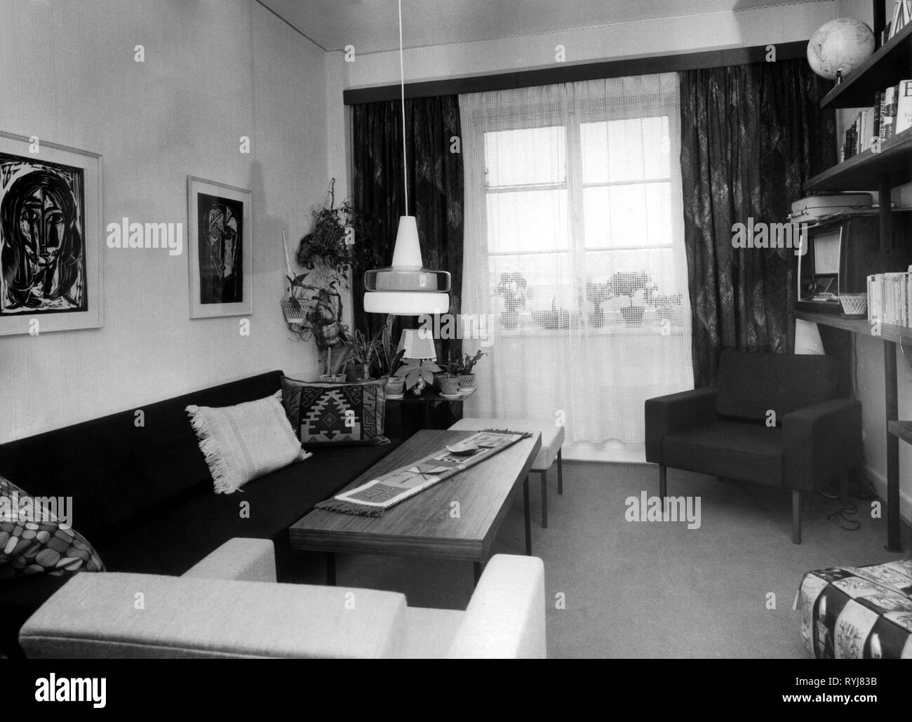 Architettura e interior design, salotto, soggiorno, circa 1970, Additional-Rights-Clearance-Info-Not-Available Foto Stock