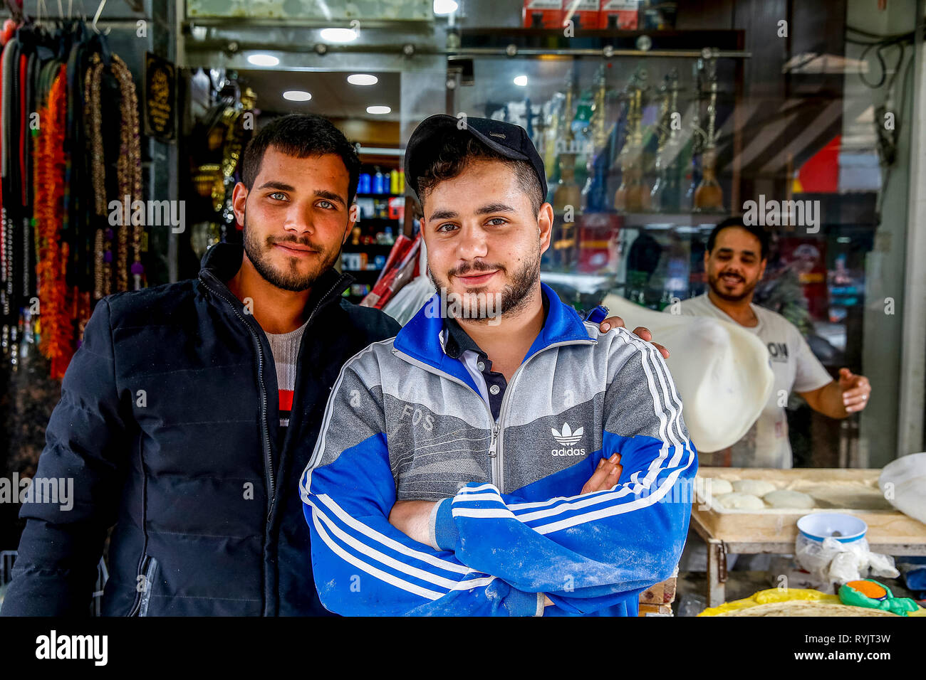 Giovani palestinesi a Nablus, West Bank, Palestina. Foto Stock