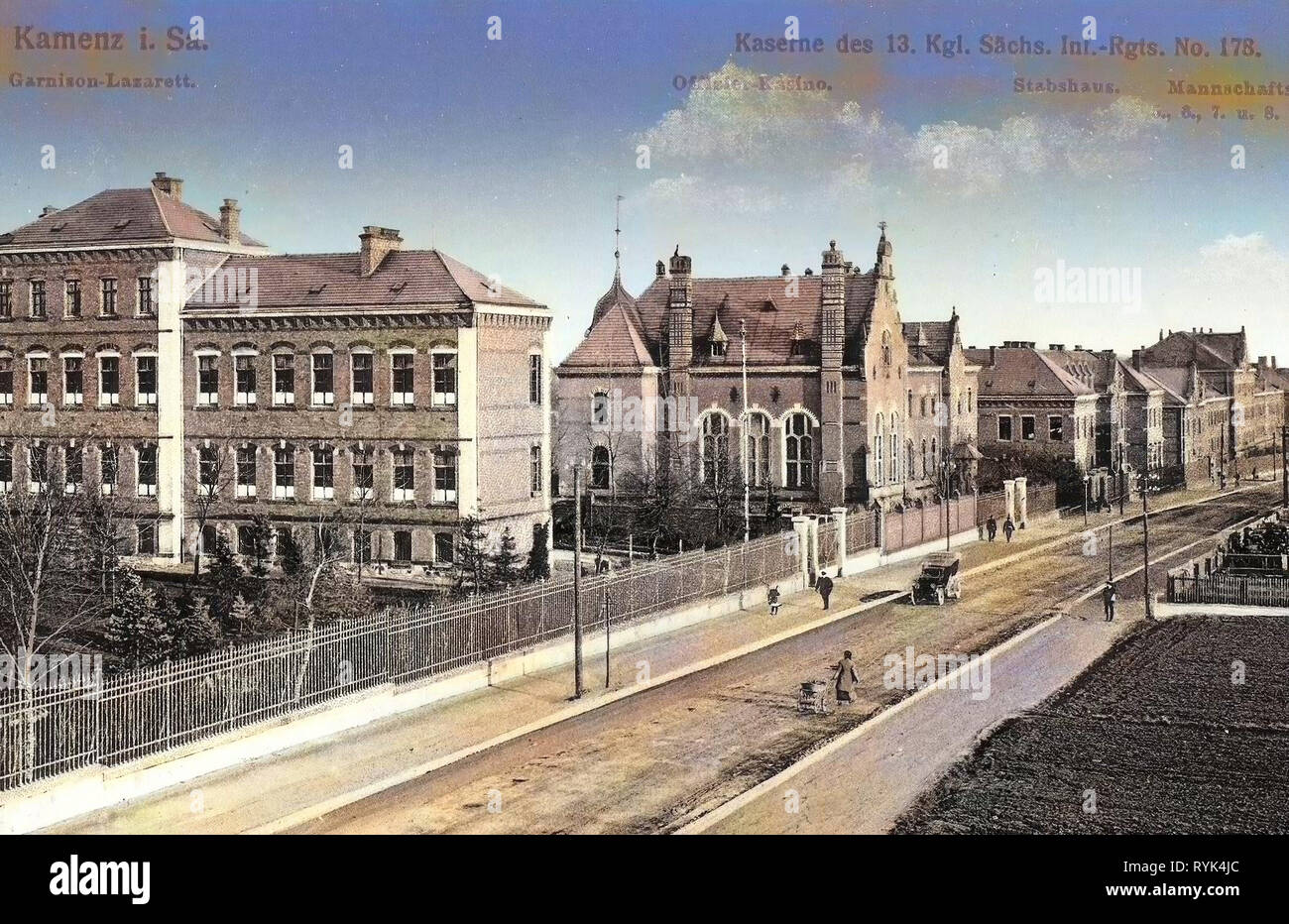 Officers' Mess in Kamenz, le strutture militari della Germania, ospedali militari in Germania, 13. Königlich Sächsisches Infanterie-Regiment Nr. 178, edifici in Kamenz, non identificato automobili in Germania, 1915, Landkreis Bautzen, Kamenz, Kaserne des 13. Königlich Sächsischen Infanterie, Reggimento Nr. 178, guarnigione, Lazarett Foto Stock