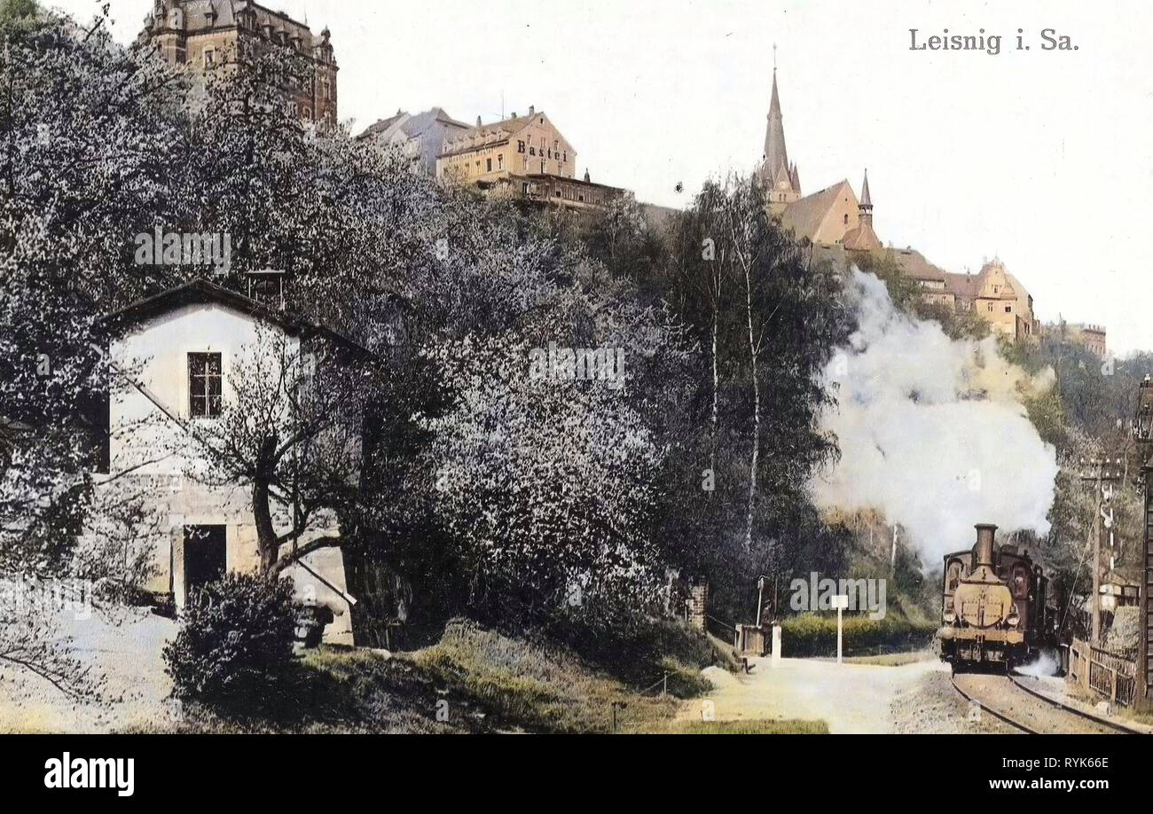 Unidentified locomotive a vapore di Germania, edifici a Leisnig, chiese a Leisnig, passaggi a livello in Sassonia, 1917, Landkreis Mittelsachsen, Leisnig, Partie an der Bahn, Dampflok in Fahrt Foto Stock