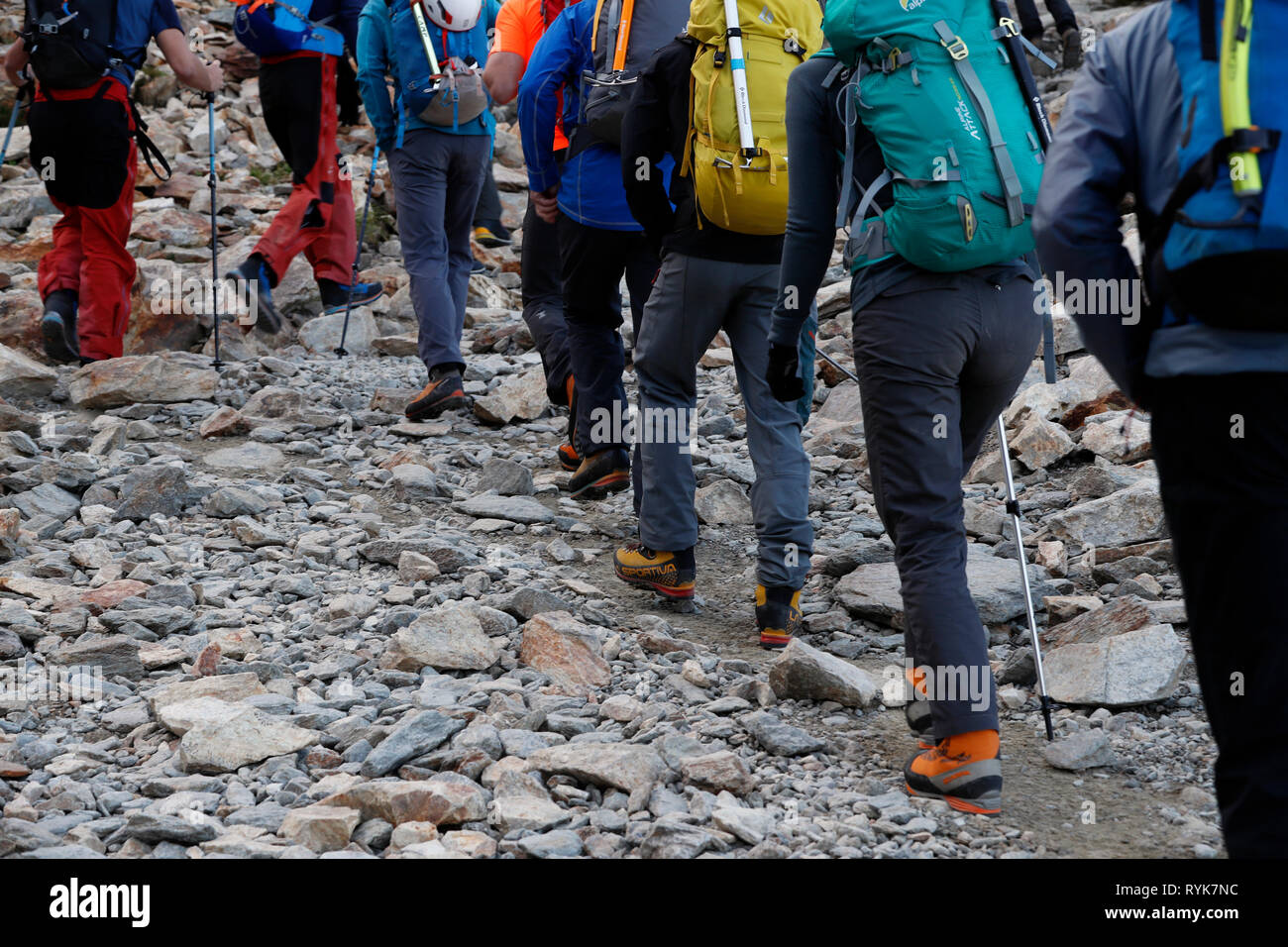 Gli alpinisti durante la fase di ascesa del Mont Blanc lungo il percorso regolare via Gouter rifugio. La Francia. Foto Stock