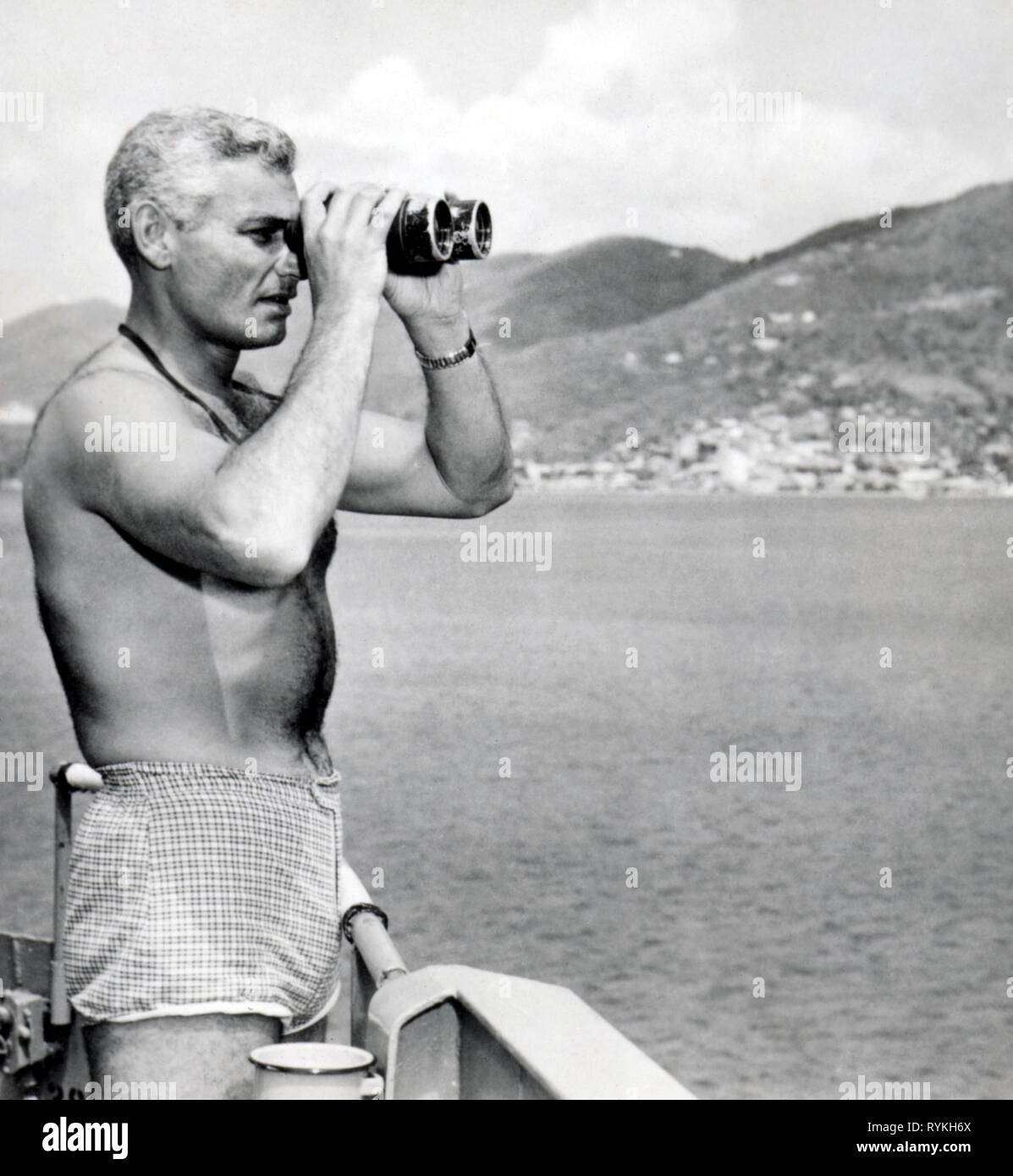JEFF CHANDLER, via tutte le barche, 1956 Foto Stock
