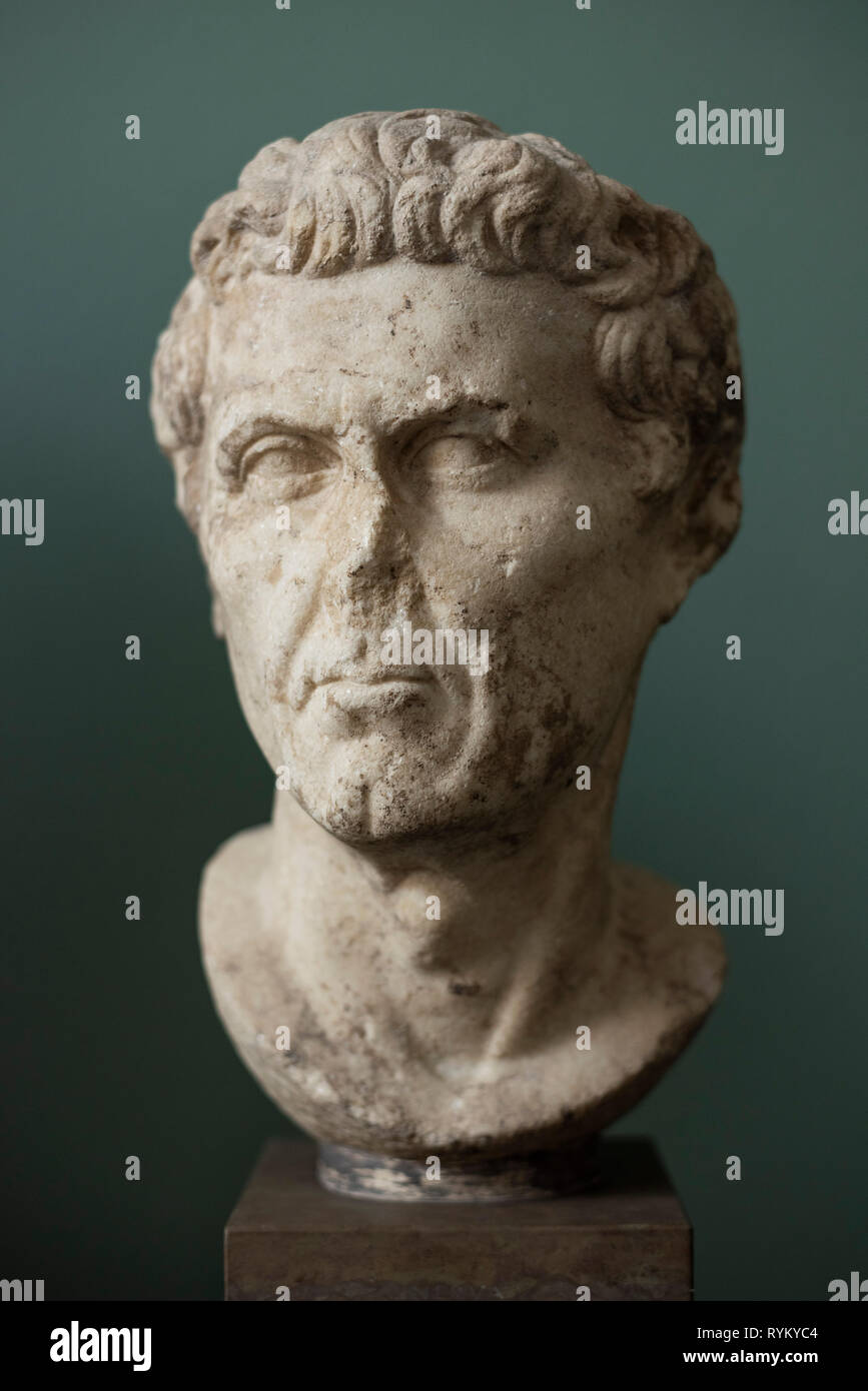 Copenhagen. La Danimarca. Busto di imperatore romano Nerva, Ny Carlsberg Glyptotek. Marcus Cocceius Nerva Caesar Augustus (30 annuncio - 98 AD) busto da Foto Stock