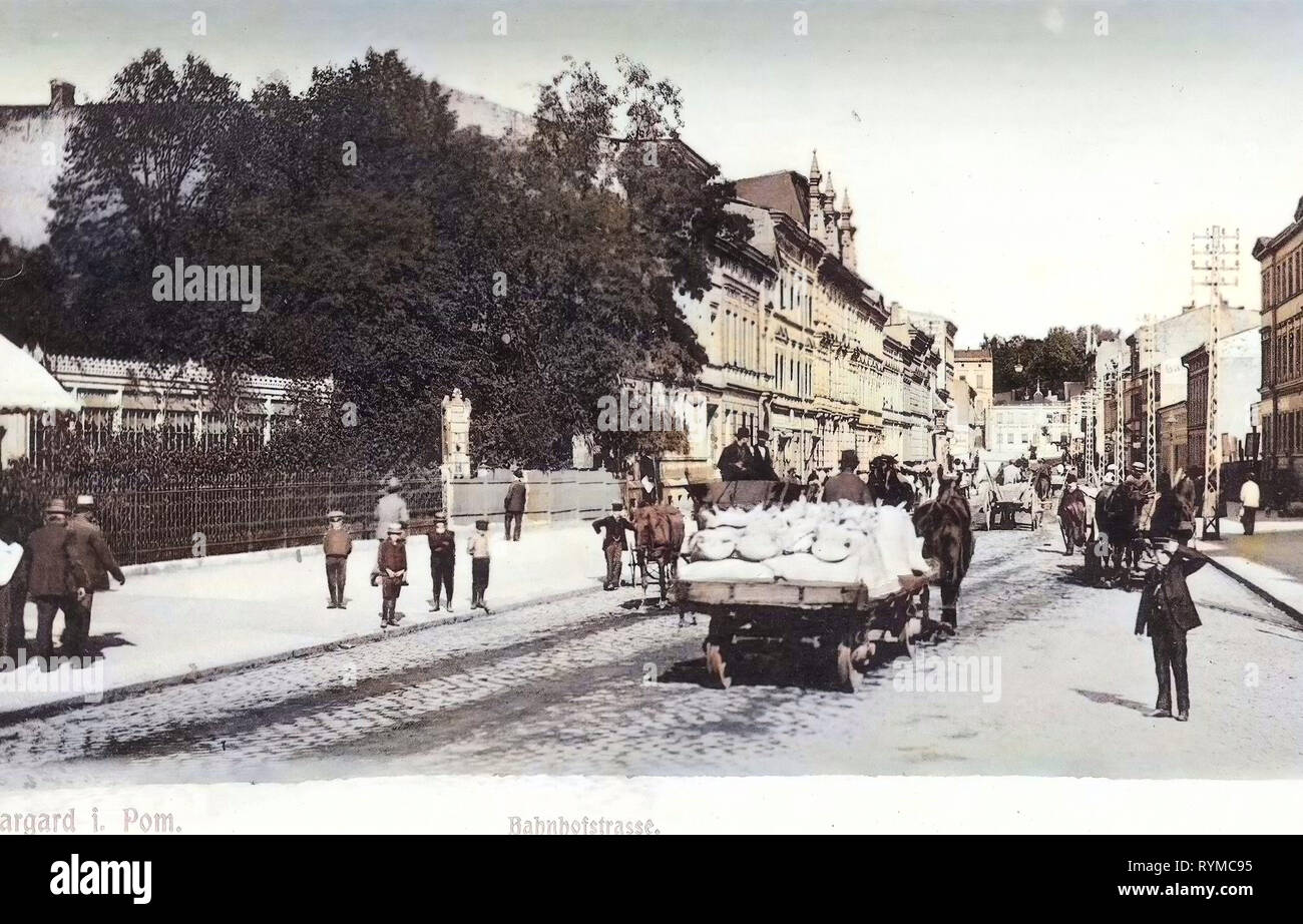 Il trasporto di cavalli in Polonia, i veicoli in Polonia, edifici in Stargard, 1906 West Pomerania voivodato, Stargard, Bahnhofstrasse mit Pferdewagen Foto Stock