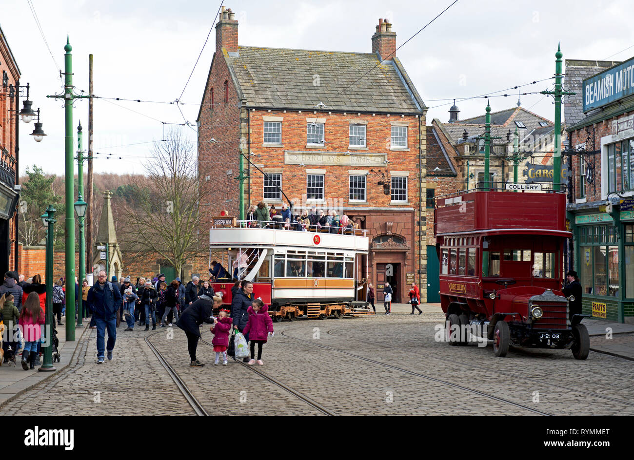 Strada nel museo Beamish, Co Durham, England Regno Unito Foto Stock
