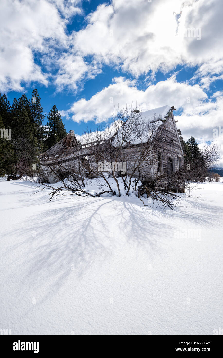 Crollato fattoria abbandonata, Union County, Oregon. Foto Stock