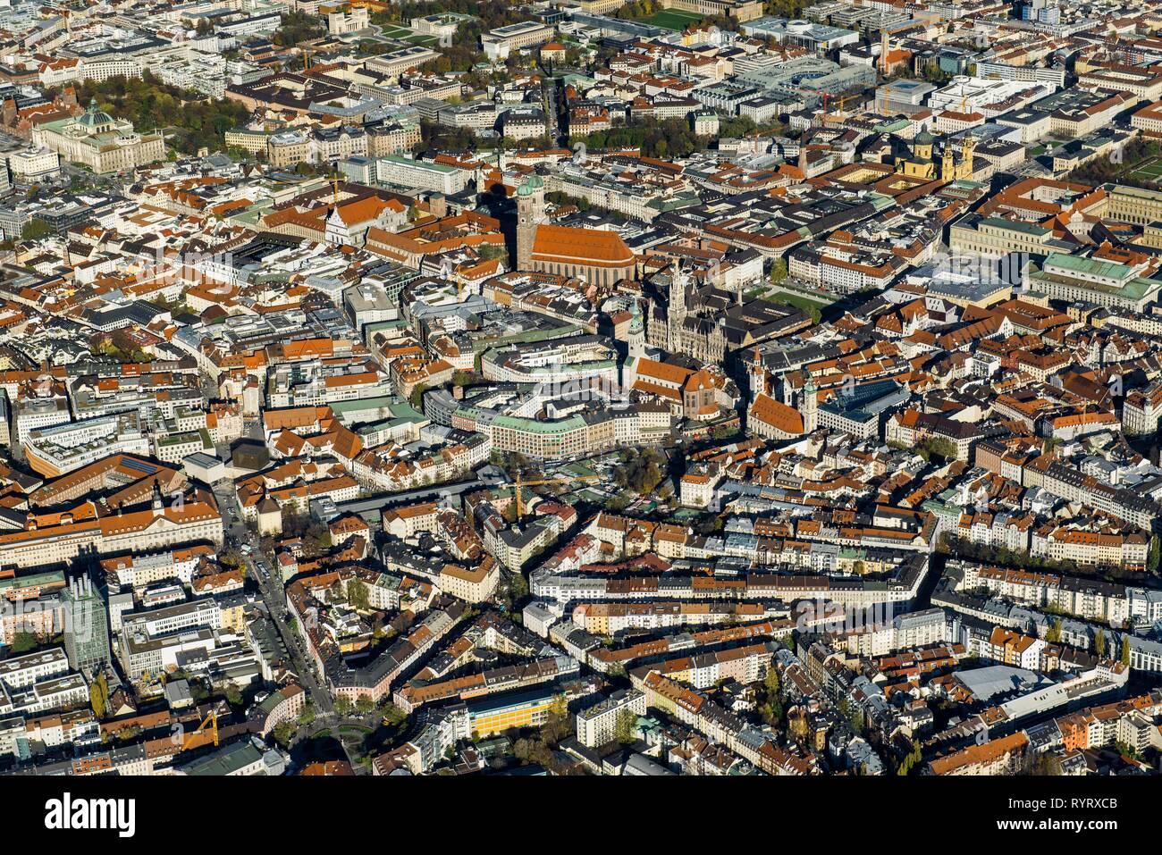 Foto aerea, vista del centro della città con la città vecchia, Monaco di Baviera, Baviera, Baviera, Germania Foto Stock
