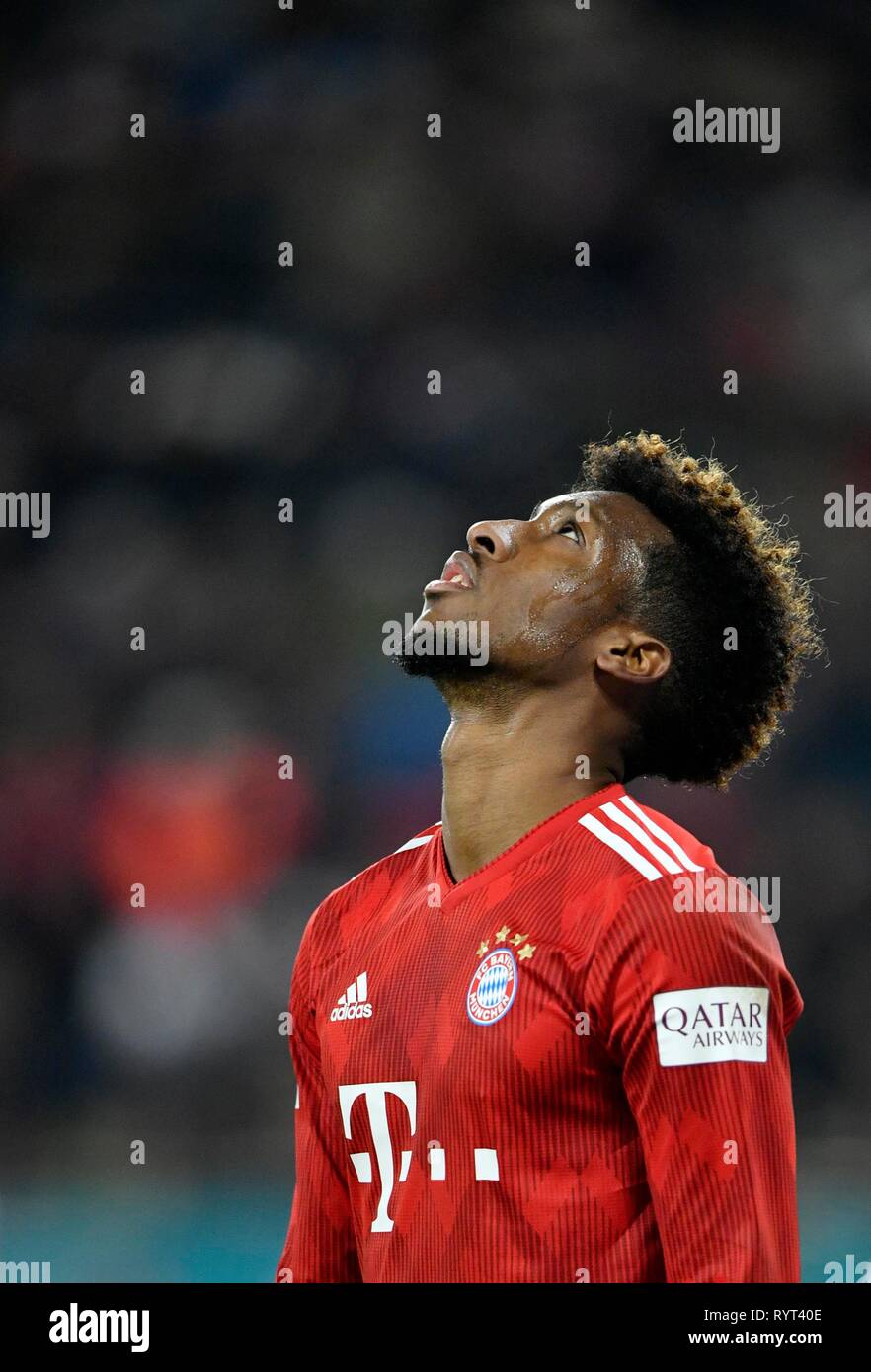 Kingsley Coman FC Bayern Monaco, delusi WWK Arena, Augsburg, Baviera, Germania Foto Stock