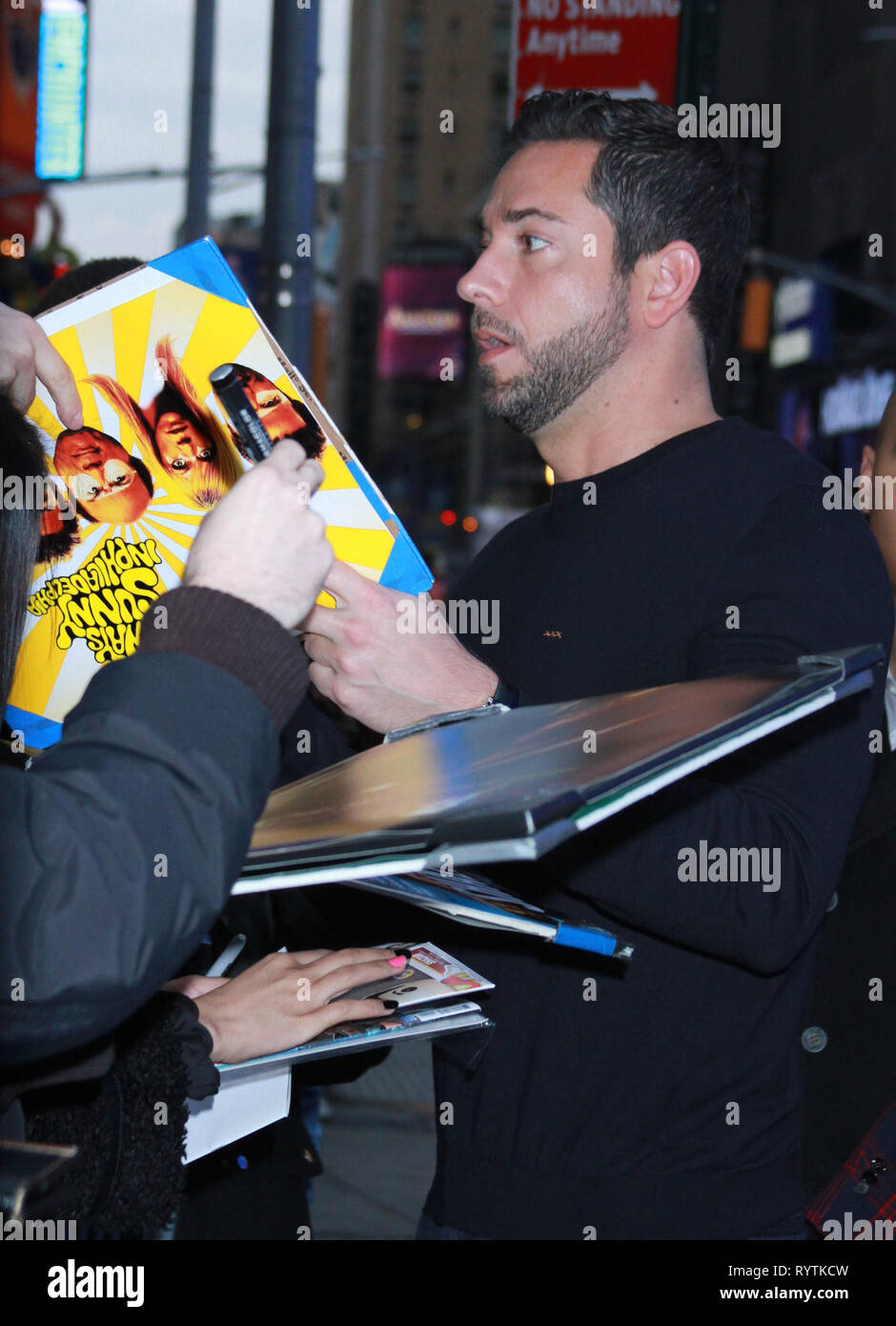 New York, NY, STATI UNITI D'AMERICA. Xv Mar, 2019. Zachary Levi a Good Morning America a promuovere il nuovo film DC Shazam su Marzo 15, 2019 a New York City. Credito: Rw/media/punzone Alamy Live News Foto Stock