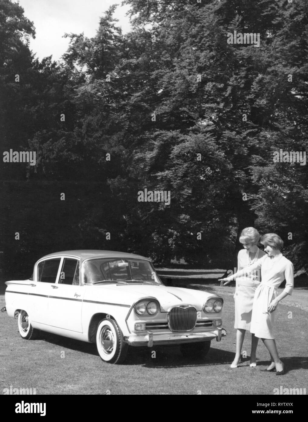 Trasporti / trasporto auto, varianti del veicolo, cantante Vogue, vista dal davanti destro, Inghilterra, agli inizi degli anni sessanta, Additional-Rights-Clearance-Info-Not-Available Foto Stock