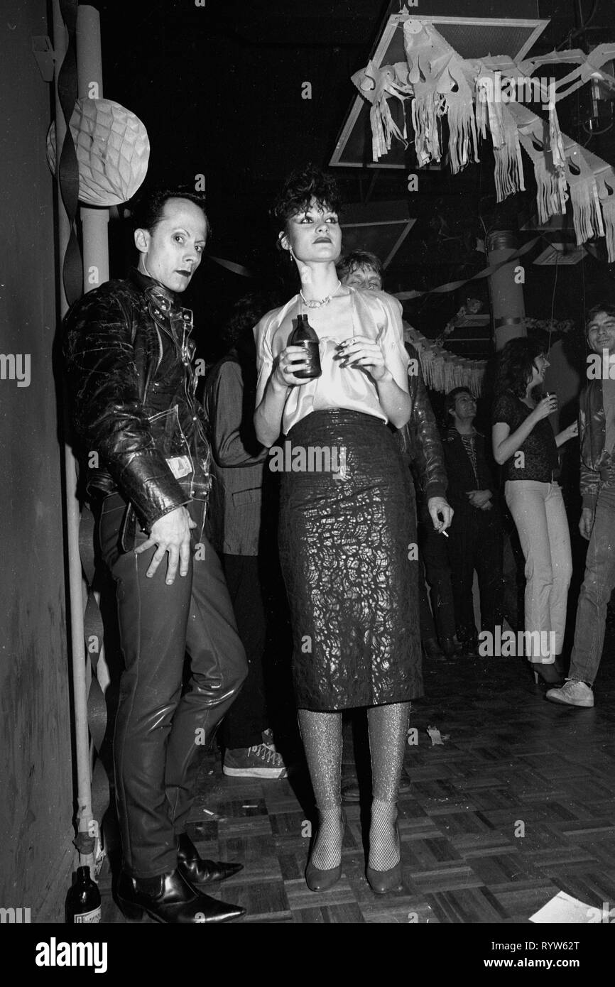 Cantanti tedesco Klaus Nomi e Karin Luner. Mudd Club, New York, 1978 Foto Stock