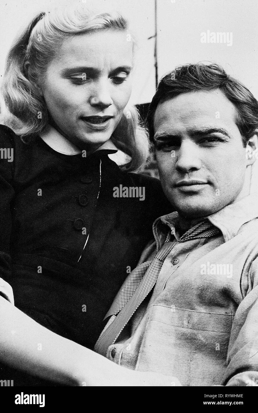 SAINT,Brando, sul lungomare, 1954 Foto Stock