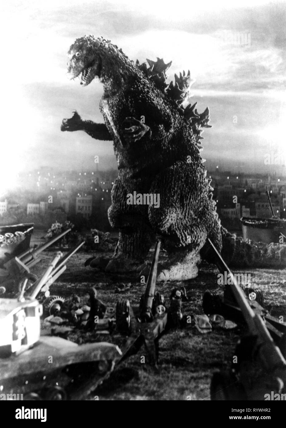 Attacchi dell'ESERCITO MONSTER, GODZILLA, 1954 Foto Stock