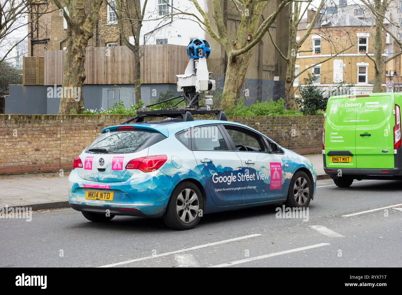 Google Street View Car e 360 grado fotocamera nel sud est di Londra, Regno Unito Foto Stock