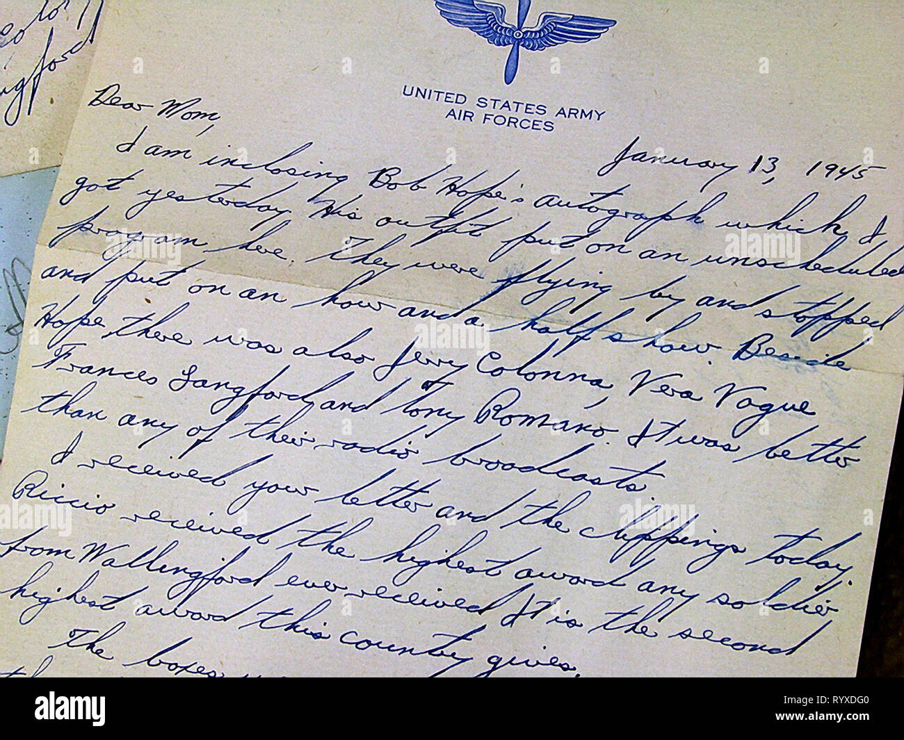 Fotografie personali e cimeli della lotta contro gli americani durante la Seconda Guerra Mondiale. Foto Stock