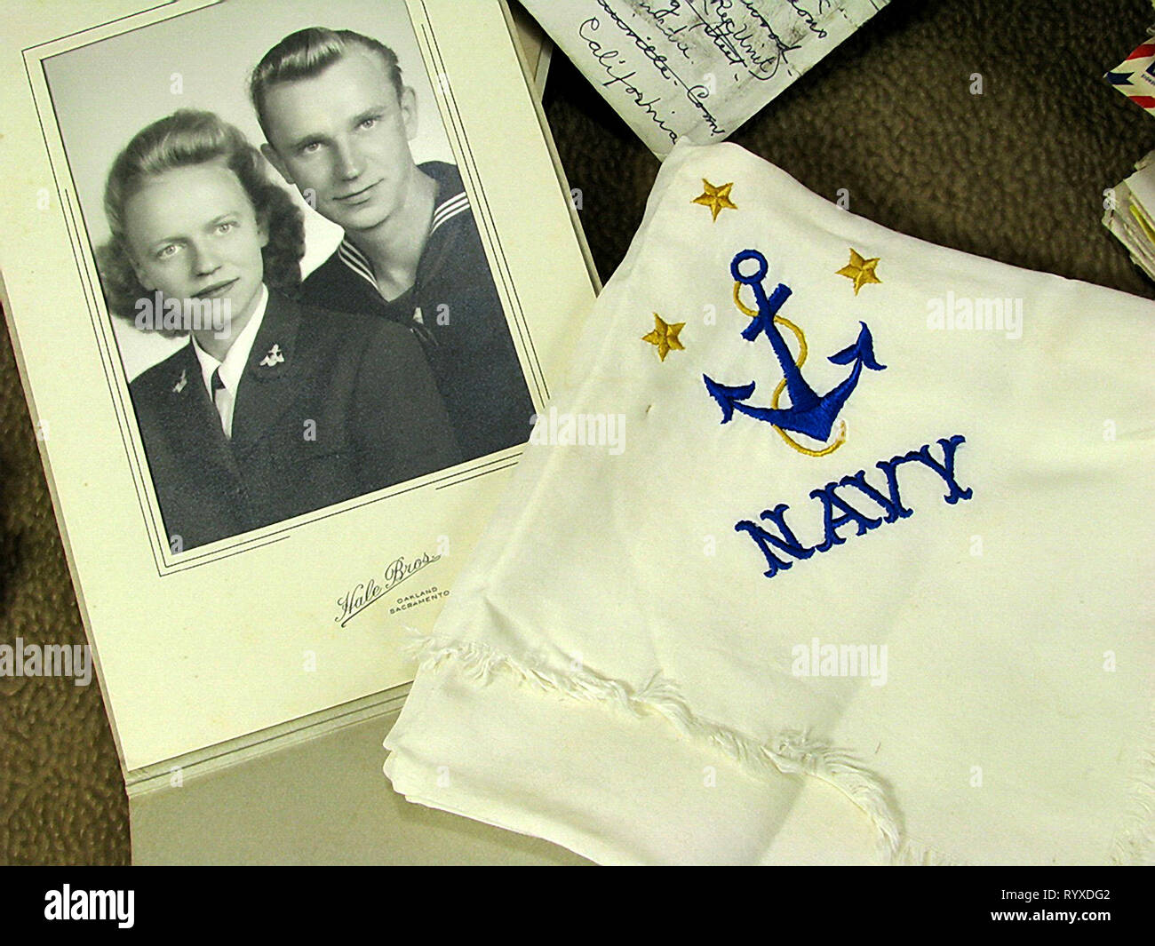 Fotografie personali e cimeli della lotta contro gli americani durante la Seconda Guerra Mondiale. Foto Stock