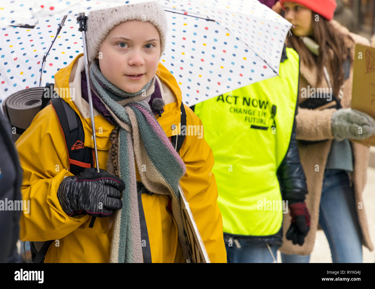 Stoccolma, Svezia. Il 15 marzo, 2019. 16-anno-vecchio clima svedese Greta attivista Thunberg sulla via di una grande manifestazione del clima. Credito: Per Grunditz/Alamy Live News Foto Stock
