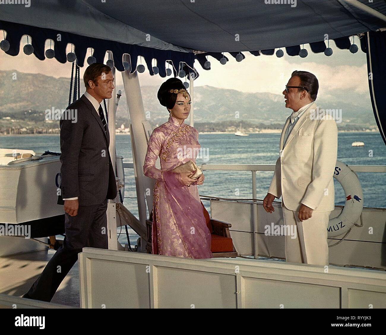 MICHAEL CAINE, SHIRLEY MACLAINE, HERBERT LOM, Gambit, 1966 Foto Stock
