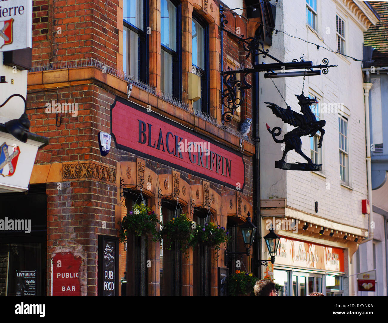 Un pub storico chiamato Black Griffin in Canterbury Inghilterra Foto Stock