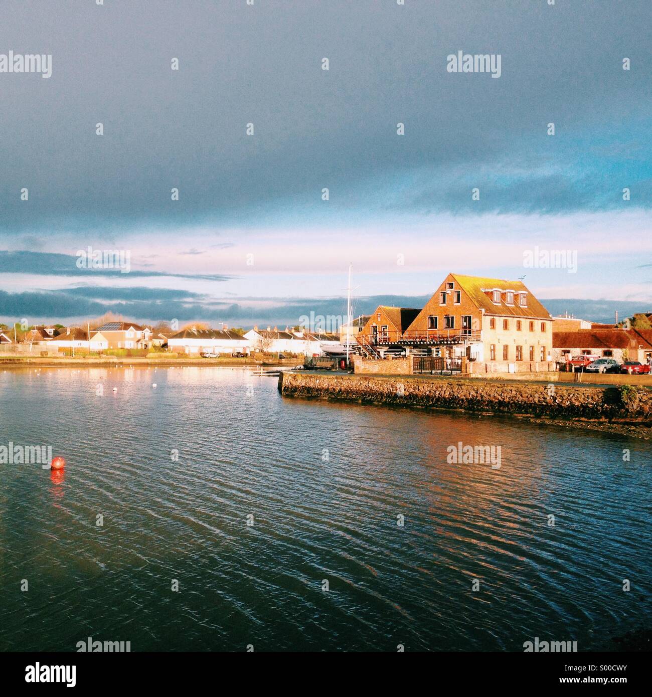 Emsworth Slipper Sailing Club, Peschici, Hampshire, Regno Unito. - Immagine stock catturata con smartphone