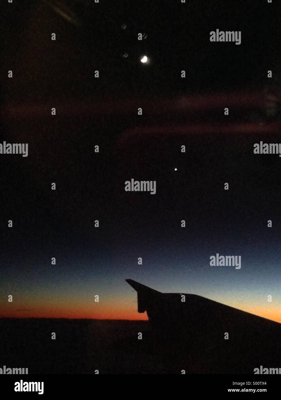 Immettendo la notte nel cielo - Immagine stock catturata con smartphone