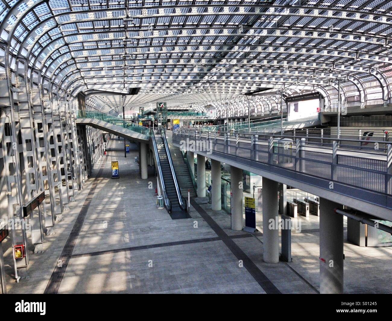 Dalla Stazione Ferroviaria di Torino Porta Susa di Torino Foto stock - Alamy