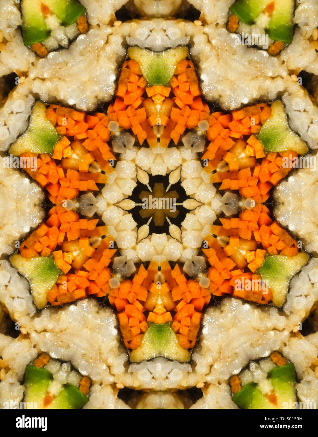 Un abstract caleidoscopio patten di sushi vegetale Foto Stock