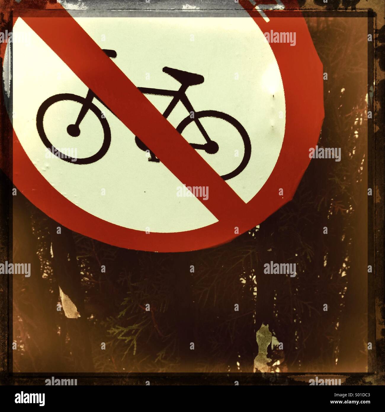 Nessun segno di bici sulla parete Foto Stock