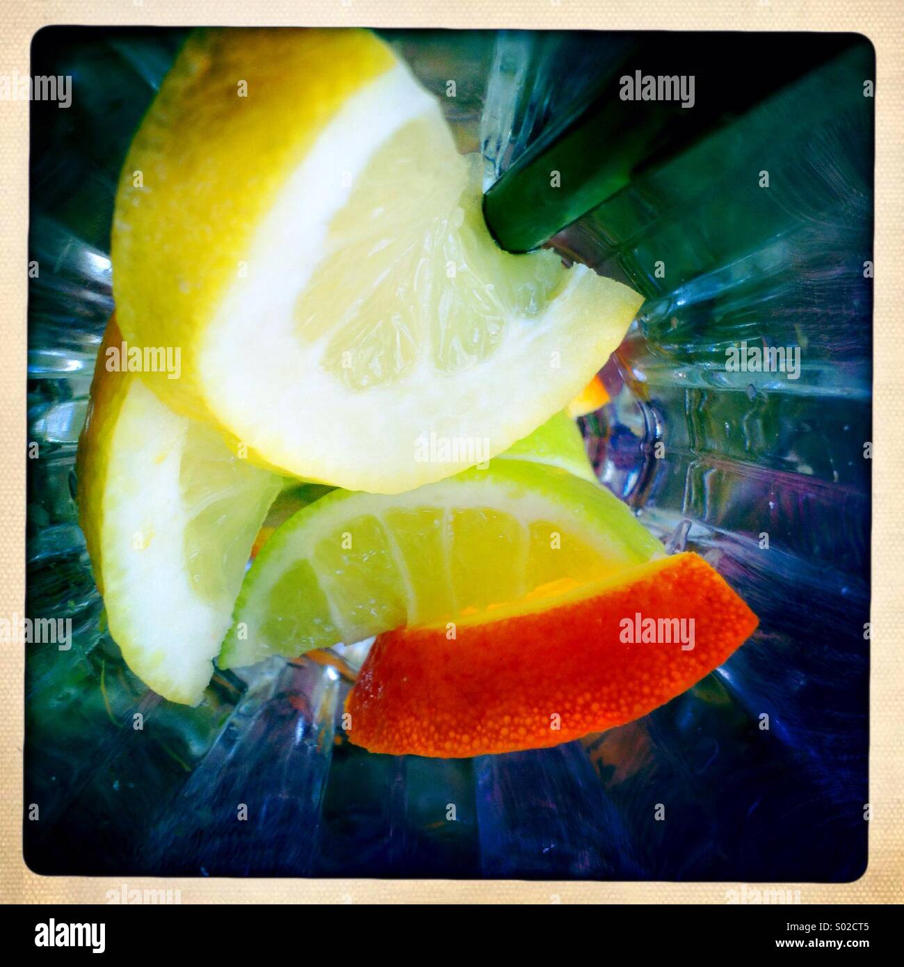 Limone e fettine di arancia Foto Stock